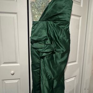 Elegant Green Strapless Dress